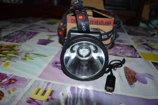 Torcia frontale Ricaricabile
