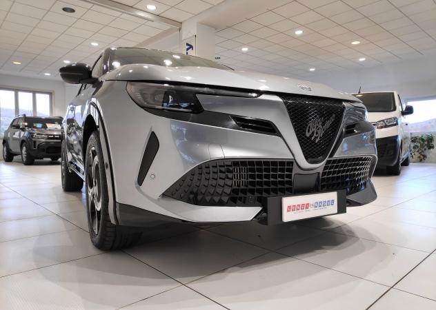 Alfa Romeo Junior Junior 1.2 145 CV Hybrid eDCT6 Q4*4x4* - Foto 10