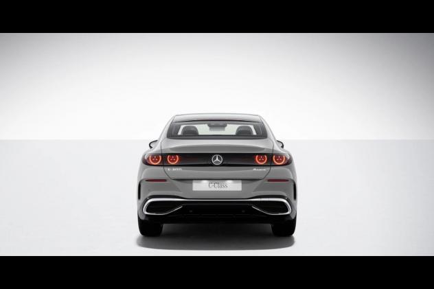 Mercedes-Benz Classe C Elettrica C 400 4MATIC con tecnologia EQ - Foto 2