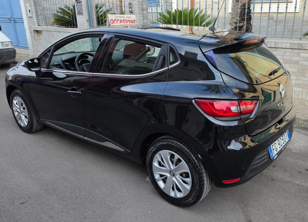Renault Clio 1.2 75CV 5 porte ANNO 11/2016 - Foto 6