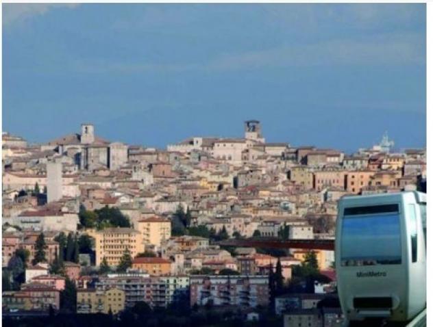1 Vetrina in affitto a Perugia