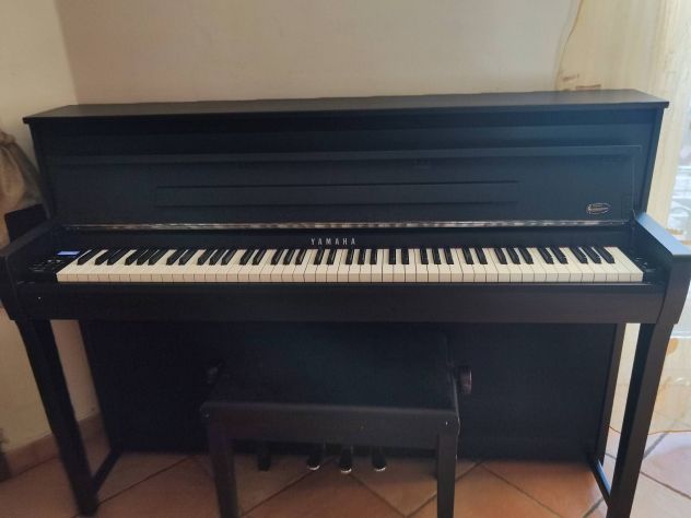 Yamaha Clavinova CLP-685 - Foto 2