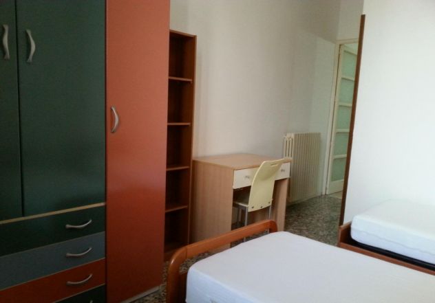 Posto letto in doppia per studentessa da settembre - Foto 2