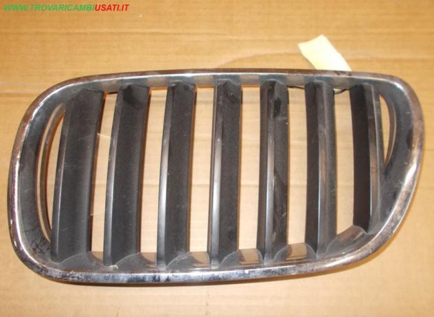 GRIGLIA D. 07  BMW X3 E83  Carrozzeria  Lamierati esterni  Paraurti  Griglia radiat BMW - X3 E83 - 01-09-2003 - 01-08-2006, BMW - X3 E83 - 01-0