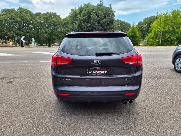 KIA cee'd 2 serie cee'd 1.6 CRDi 110 CV SW GT... - Foto 6