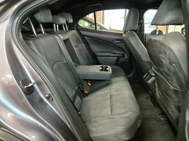 Lexus UX Hybrid 4WD Business - Foto 9