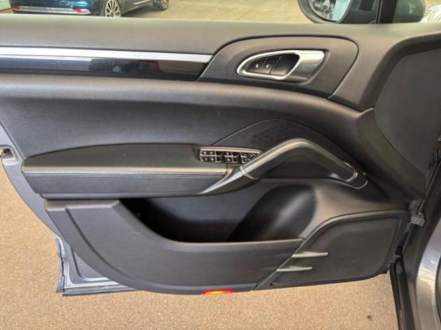 PORSCHE Cayenne 3.0 Diesel con Gancio Traino rif. 23034087 - Foto 6