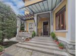 Villa di 440 m² con più di 5 locali e box auto in vendita a Lesa