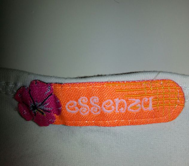 TOP NUOVO ELEGANTE PER USCIRE ORIGINALE MARCA"ESSENZA"ELASTICIZZATA DA DONNA/RAG - Foto 6