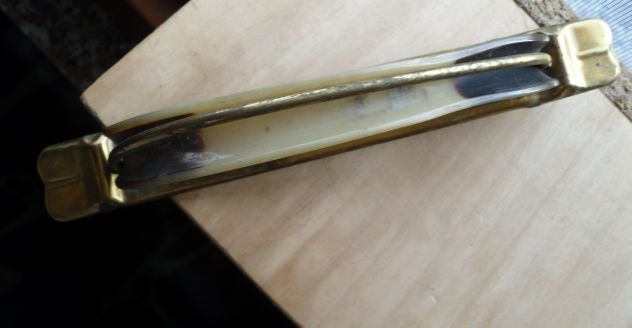ANTICA MANIGLIA IN BACHELITE PIASTRINA IN OTTONE VITI FERRO PER MOBILE - - Foto 4
