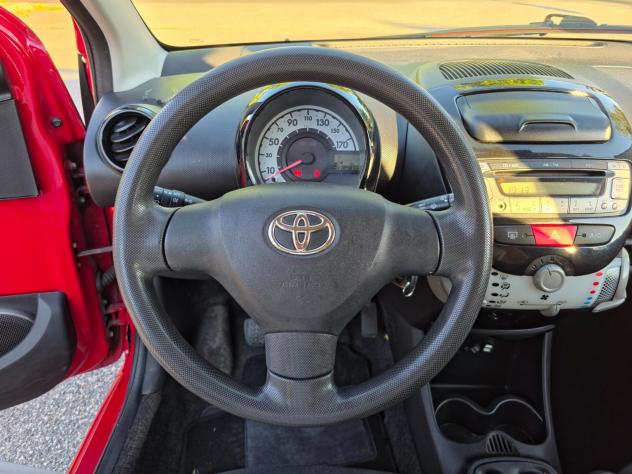Toyota Aygo 1.0 12V VVT-i 5 porte Cool Soda Connect CV-68 E5B Manuale NEO 2014 - Foto 8