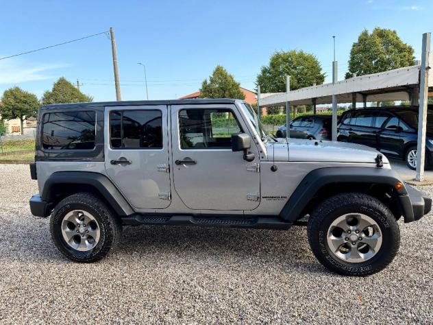 JEEP - Wrangler - 2.8 CRD UNLIMITED Sport - Foto 4