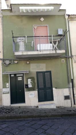 VENDESI CASA INDIPENDENTE