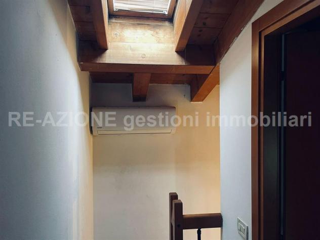 VENDITA BICAMERE SUD DUE LIVELLI CON GIARDINO A VICENZA. - Foto 8