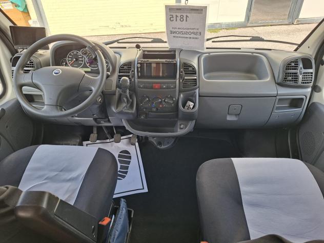 CAMPER MCLOIUS DUCATO MANSARDATO 7 POSTI DOPPIA DINETTE CLIMATIZZATORE LETTI CASTELLO FOTOVOLTAICO CAMPEGGIO USATI GENERALI 1815 - Foto 9