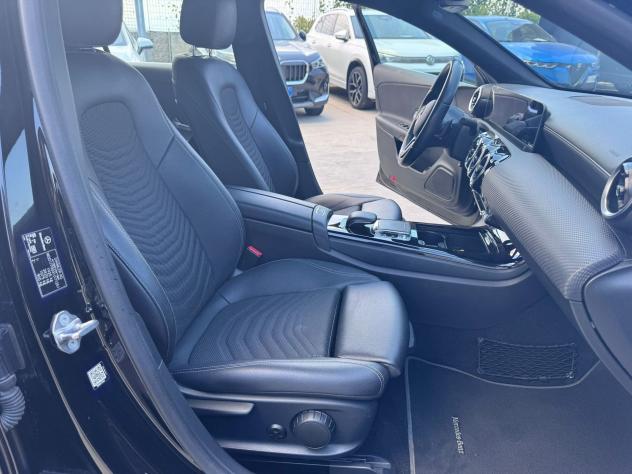 Mercedes-Benz Classe A A 180 d Automatic Sport - Foto 7