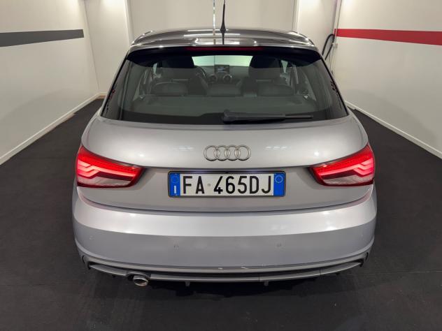 Audi A1 1.6 TDI 116 CV S-LINE - Foto 5