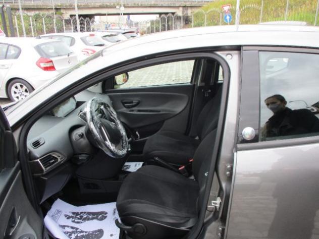 LANCIA Ypsilon 1.2 69 CV 5 porte GPL Ecochic Silver rif. 23790962 - Foto 6