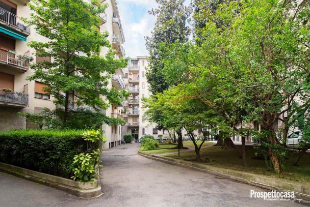 Appartamento in Vendita in zona LORENTEGGIO - Foto 2