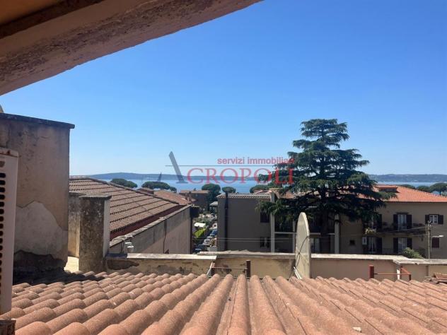 Trevignano Romano – Appartamento con mansarda e posto auto in pieno centro - Foto 14
