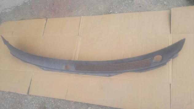 Plastica esterna inferiore parabrezza Mitsubishi L200 3 serie 05 - Foto 2