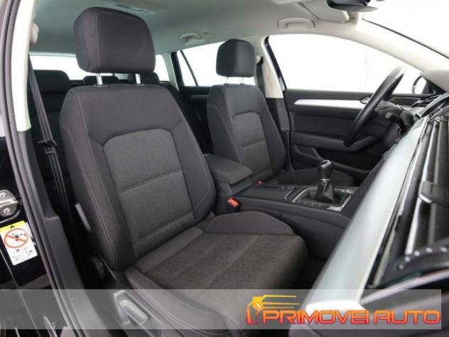 VOLKSWAGEN Passat Variant 1.5 TSI Comfortline BlueMotion Tech. rif. 20758399 - Foto 6