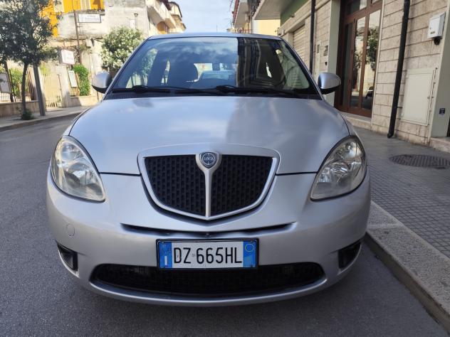 Lancia Ypsilon 1.2 BENZINA 60CV - Foto 2