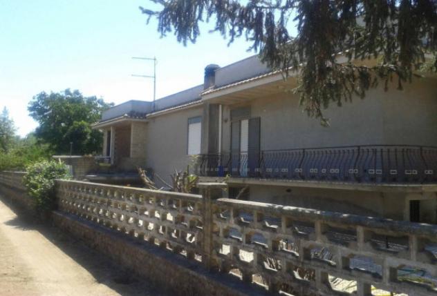 Immobile in asta di 192 m² con più di 5 locali e box auto in vendita a Lanuvio - Foto 2