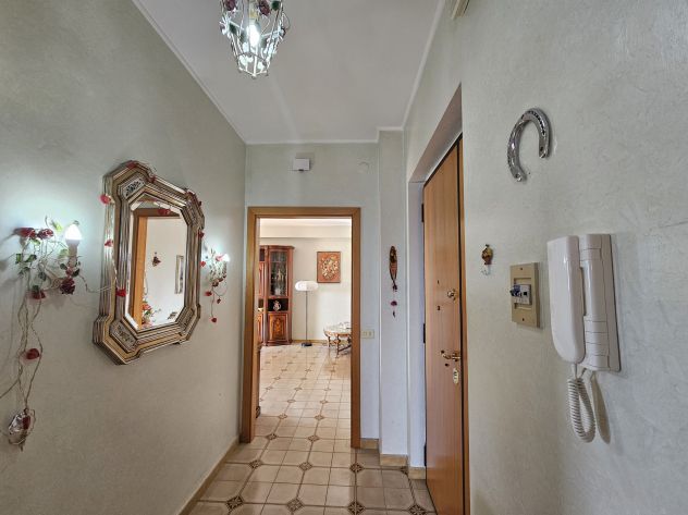 🏡 APPARTAMENTO PANORAMICO CON ASCENSORE E BOX AUTO – VENOSA (PZ) - Foto 4