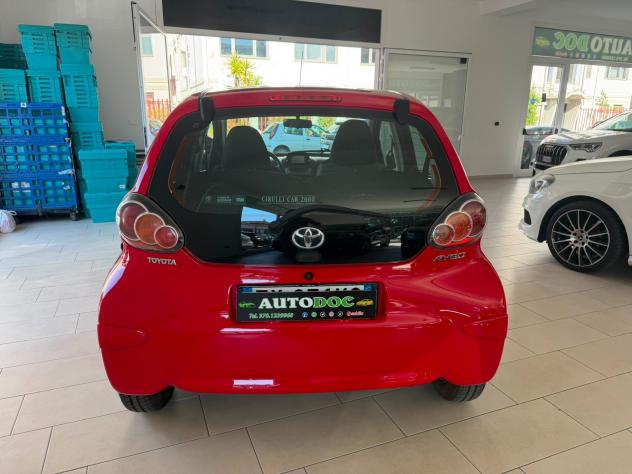 Toyota Aygo 1.0 VVT-i 69 CV 5 porte x-wave MMT - Foto 4