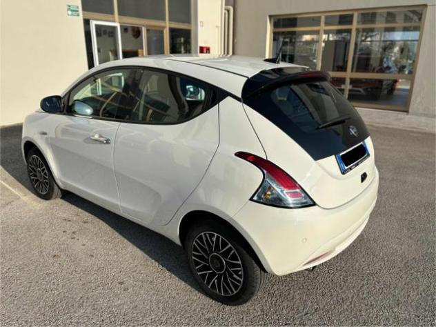LANCIA Ypsilon 1.0 FireFly 5 porte S&S Hybrid Platino rif. 22015547 - Foto 3