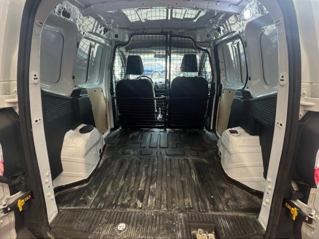 Ford Tourneo Courier 1.5 TDCi 75 cv Plus - Foto 10