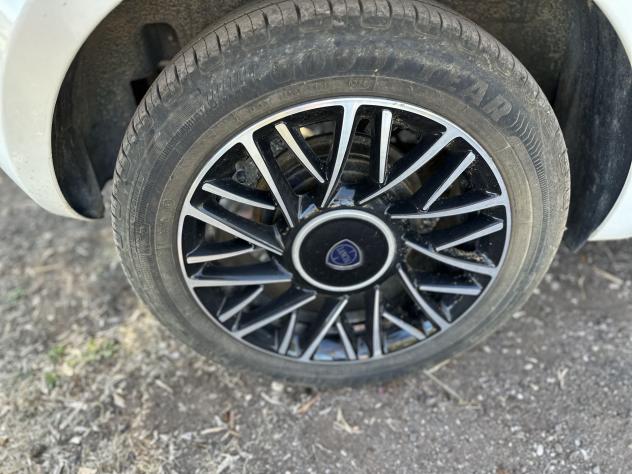 Lancia Ypsilon 1.0 FireFly 5 porte S&S Hybrid Platino - Foto 10