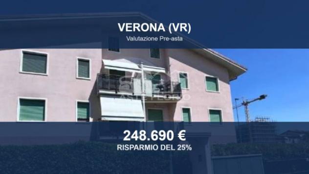 Immobile in asta di 131 m², box auto in vendita a Verona