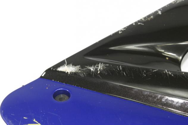 CARENA ANTERIORE DESTRA YAMAHA YZF 600 R THUNDERCAT 1996 - 2004 4TVY283V000X RIGHT SIDE FRONT FAIRING CON GRAFFI PICCOLA CREPA - Foto 3