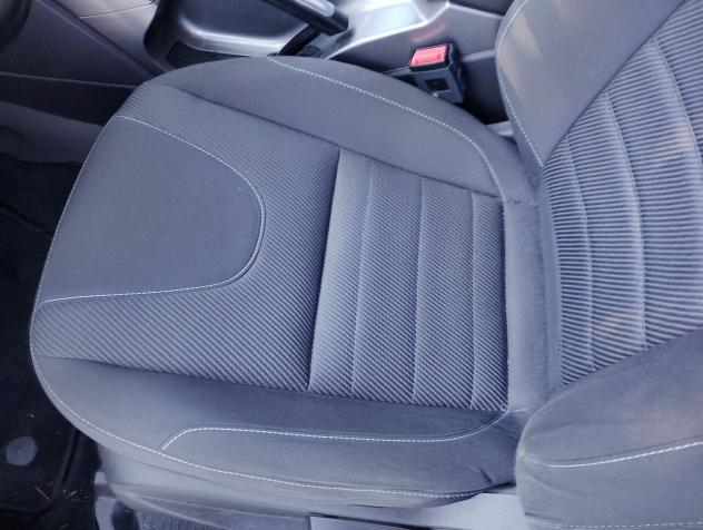 Ford Kuga 1.5 EcoBoost 120cv S&S 2WD Plus - Foto 9