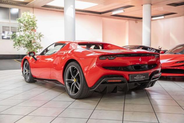 FERRARI 296 GTB|LIFT|360°VIEW|JBL|CARBON+LEDS|RACING SEATS|SCU rif. 24147462 - Foto 5