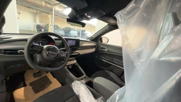 FIAT 600 1.2 Hybrid 145cv Sport - Foto 6
