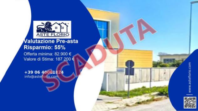 Immobile in asta di 312 m², box auto in vendita a Cascina