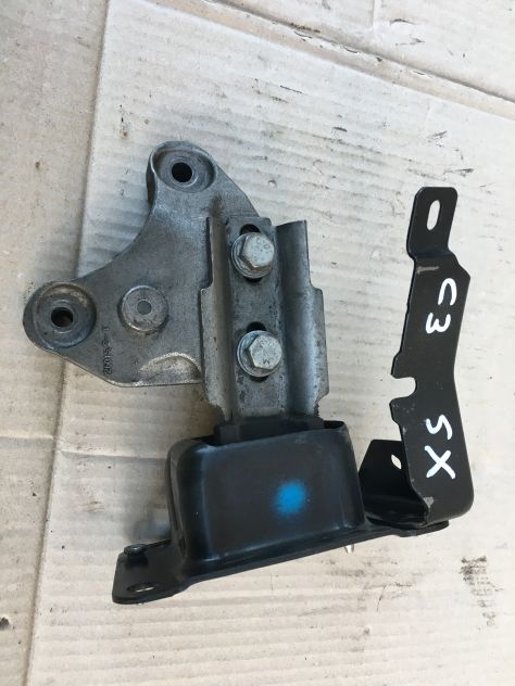 Supporto motore Sinistro / SX Citroen C3 1.1 Benzina 1 serie 08 - Foto 3