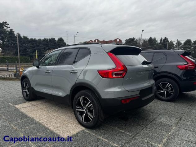 VOLVO XC40 B3 automatico Plus Dark KM0 rif. 23211339 - Foto 4