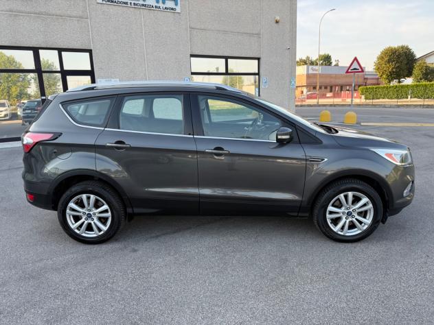 Ford Kuga 1.5 TDCI 120 CV 2WD Titanium Tetto Apribile - Foto 5