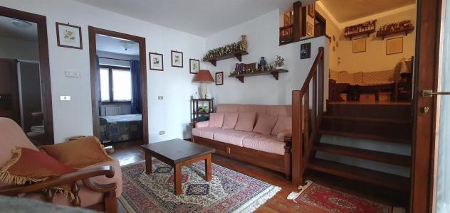 CHALET DI MONTAGNA IMMERSO NEL VERDE E NELLA TRANQUILLITA' - Foto 4