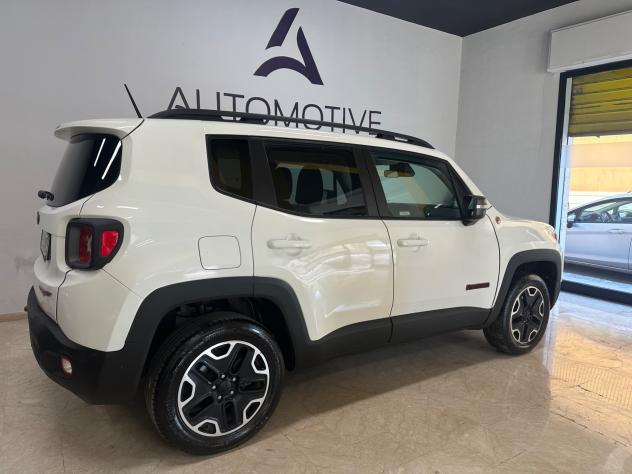 Jeep Renegade 2.0 Mjt 170CV 4WD Active Drive Low Trailhawk - Foto 3