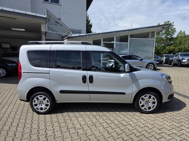 Fiat Dobl1.4 16v Easy 95cv AUTOVETTURA solo 19000KM!!! - Foto 4