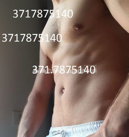 MASSAGGIATORE ITALIANO MASSAGGI TANTRA RELAX PER UOMO DONNA COPPIA