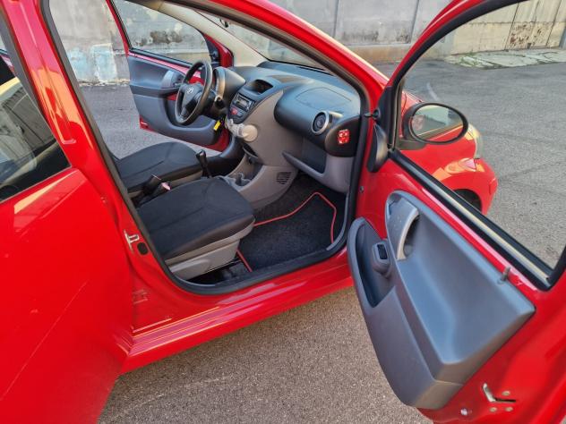 Toyota Aygo 1.0 12V VVT-i 5 porte Now - Foto 10