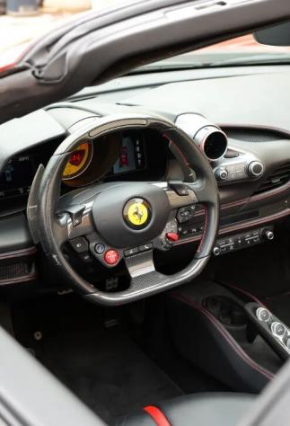 Ferrari F8 Spider - Foto 8