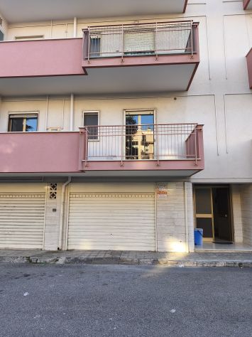 Castellana Grotte. Vendesi appartamento.