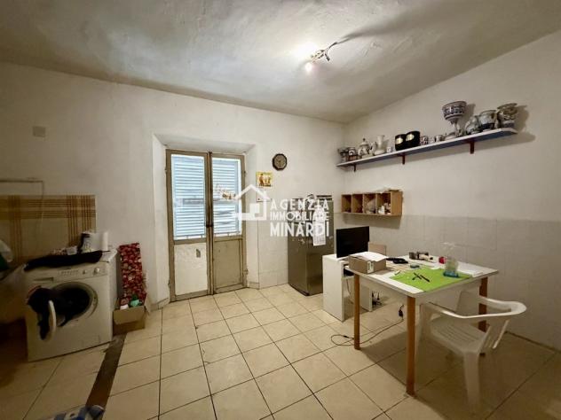 FAENZA – ZONA PORTA IMOLESE | APPARTAMENTO CON 3 CAMERE DA LETTO E TERRAZZINO - Foto 7